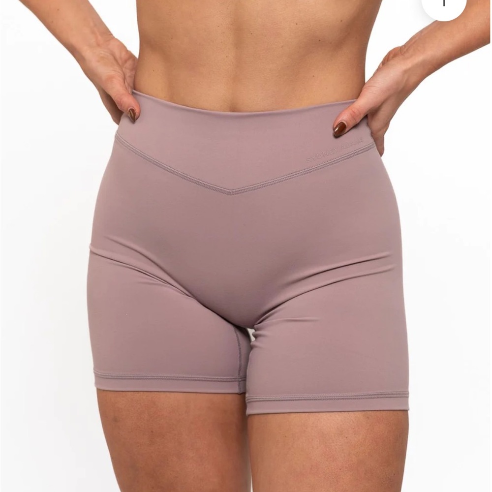 Workout shorts-Sydney Adams adapt short
